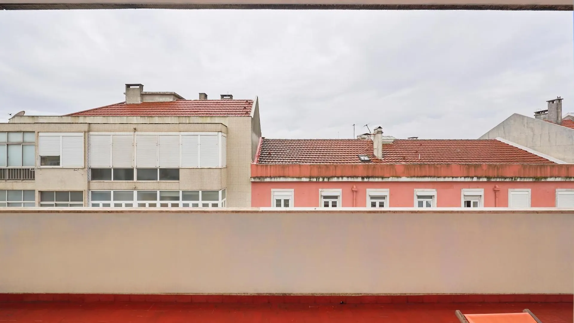 Nostalgic 70S Stay W Sunset Balcony, By Timecooler Lisbon Apartment