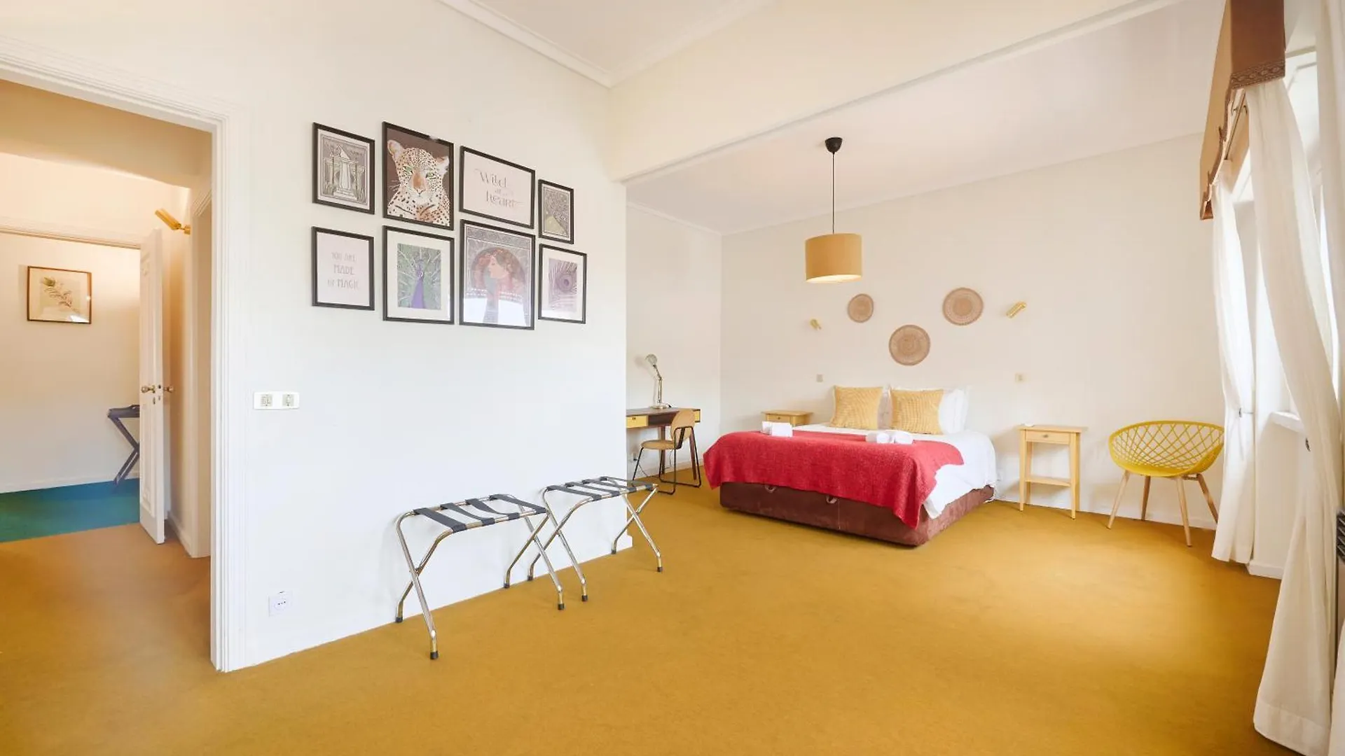 Apartment Nostalgic 70S Stay W Sunset Balcony, By Timecooler Lisbon
